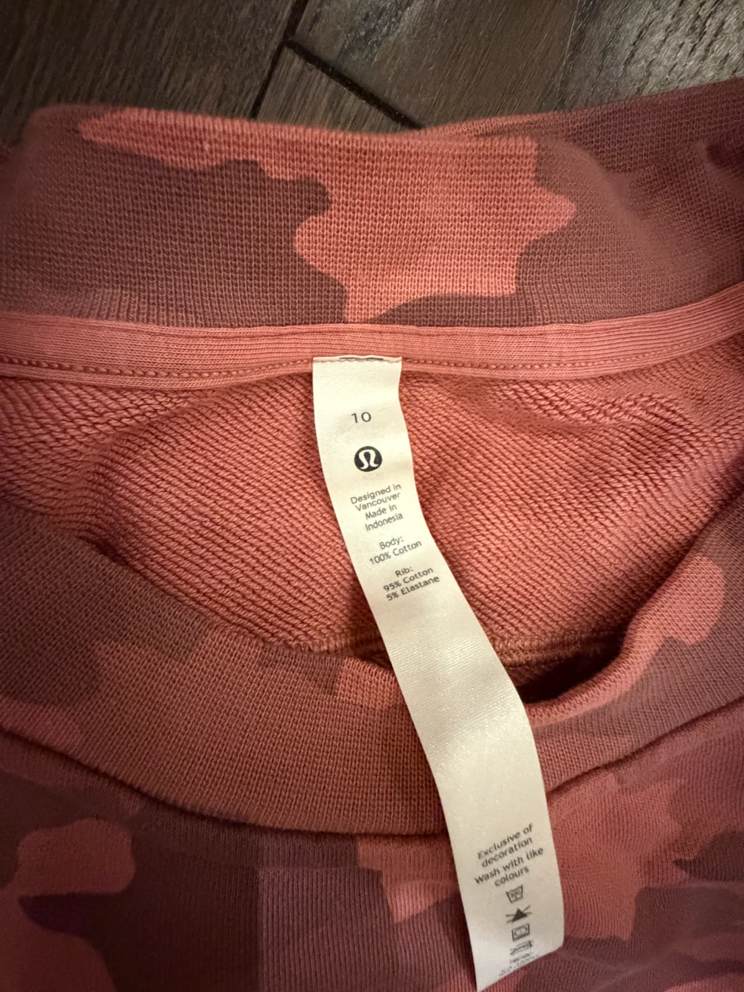 Lululemon Camo Crewneck Sweatshirt - photo 2