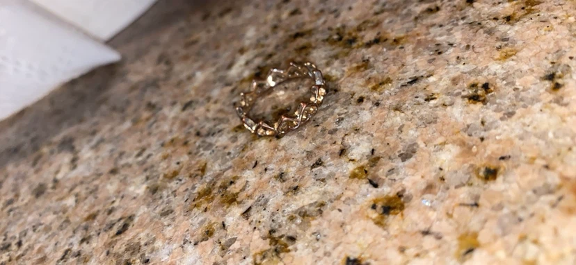 Rose Gold Tone Heart Pattern Ring