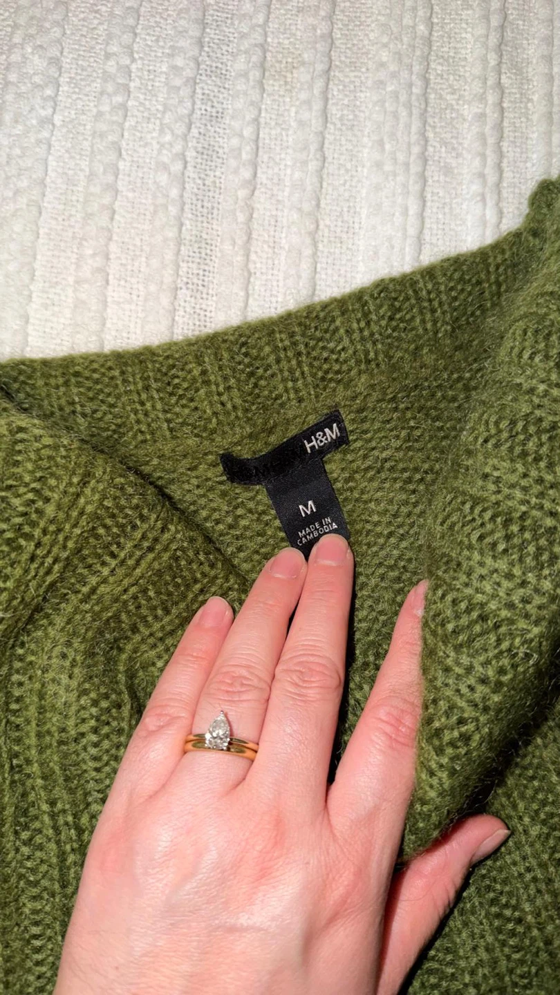 H&M Olive Green Off-the-Shoulder Knit Sweater - photo 2