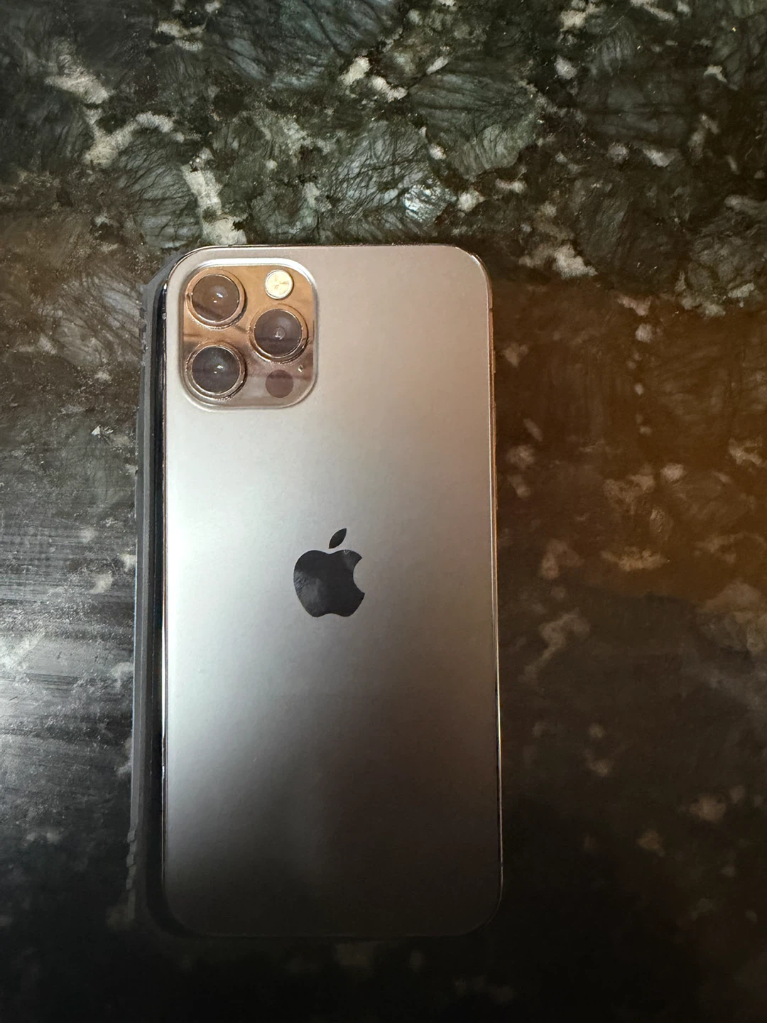 Apple iPhone 12 Pro Graphite - photo 2