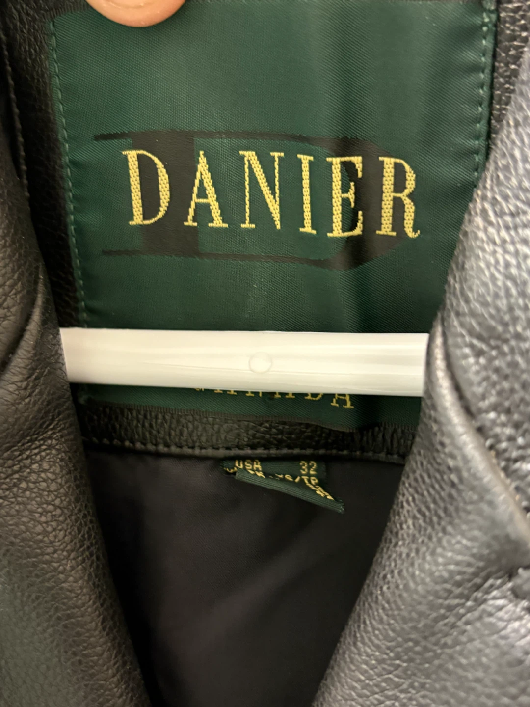 Danier Leather Motorcycle Jacket Black - photo 4