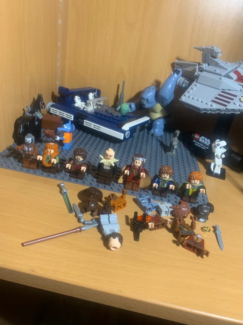LEGO LOTR MINIFIG LOT