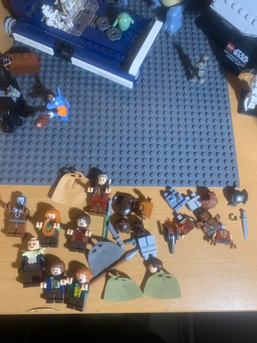 LEGO LOTR MINIFIG LOT - photo 2