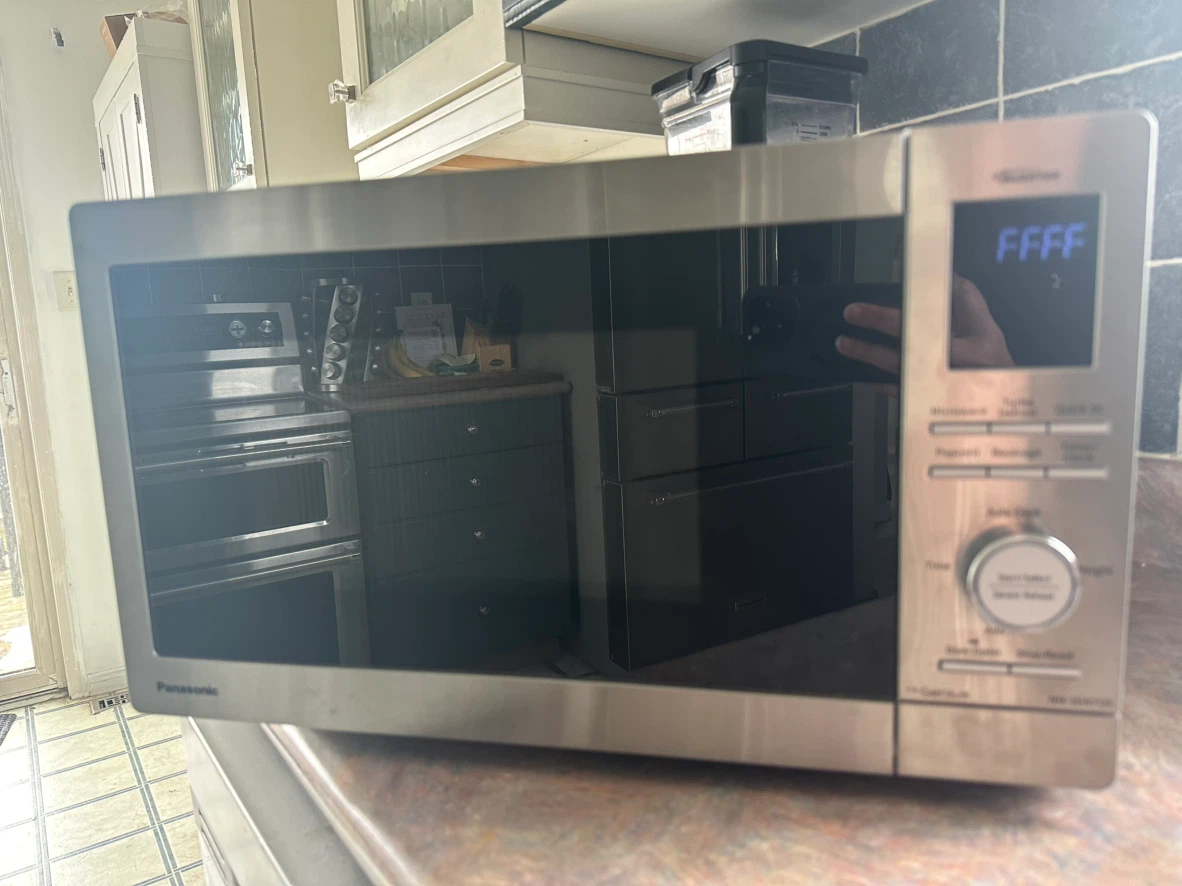 Brand New Panasonic Inverter Microwave - photo 2