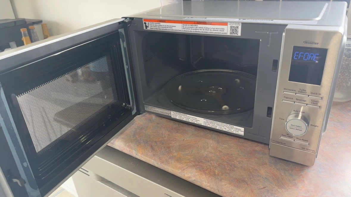 Brand New Panasonic Inverter Microwave - photo 3