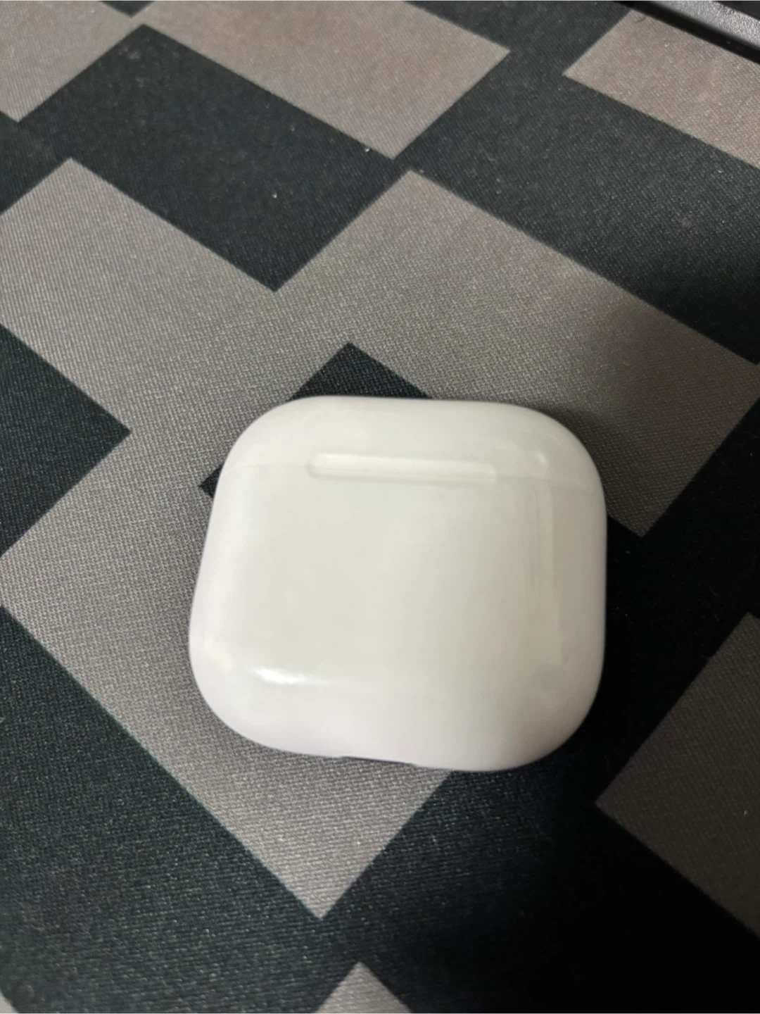 Apple AirPods 4 - photo 2