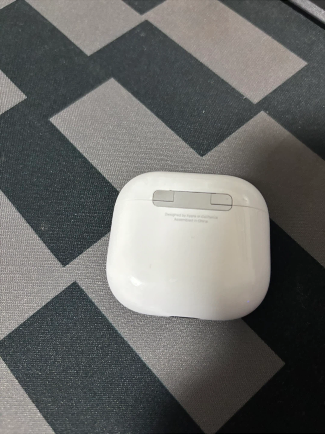 Apple AirPods 4 - photo 3