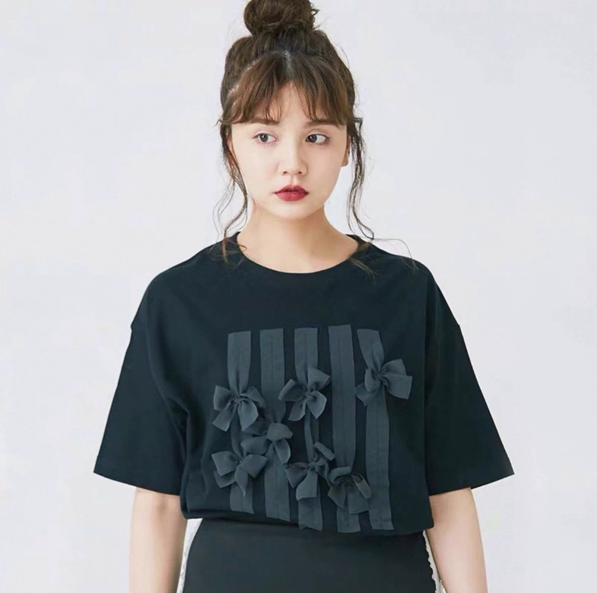 Japanese brand [Merry Jenny] Black T-Shirt | 3D Bow