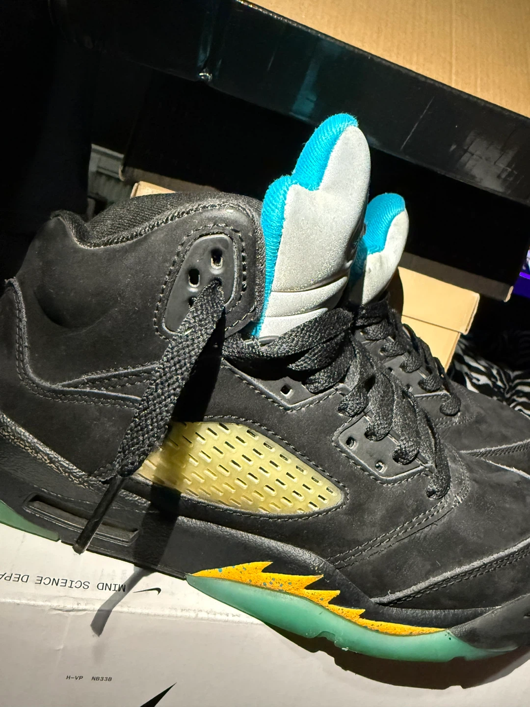 Air Jordan 5 Retro Sneakers - photo 2