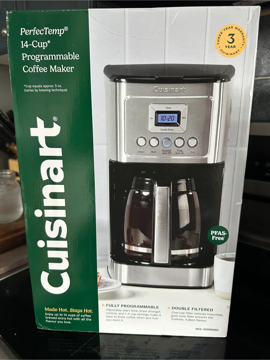 Cuisinarts PerfecTemp 14-Cup Programmable Coffee Maker