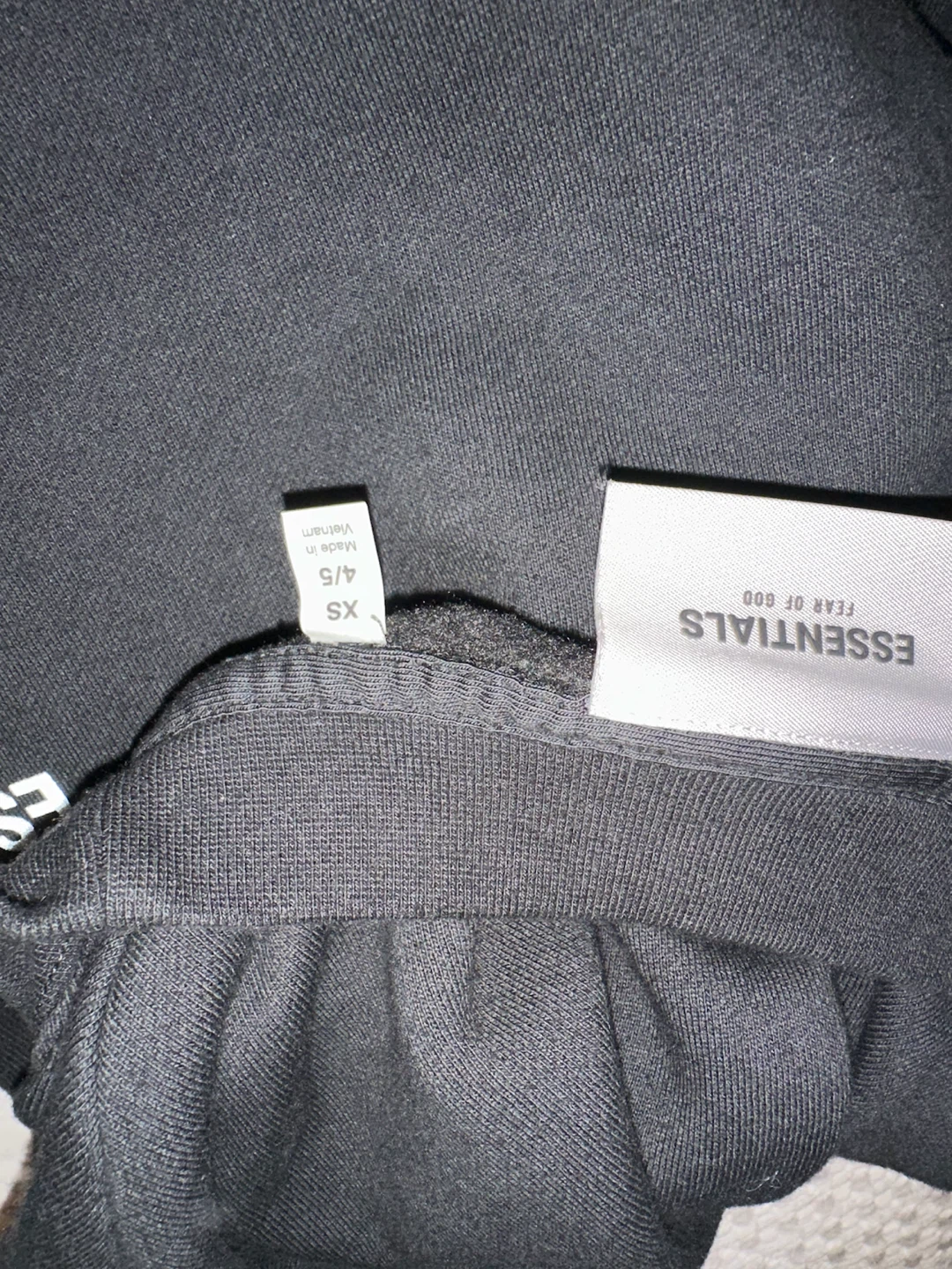 Essentials Fear of God Sweatshirt Black for kid - photo 4