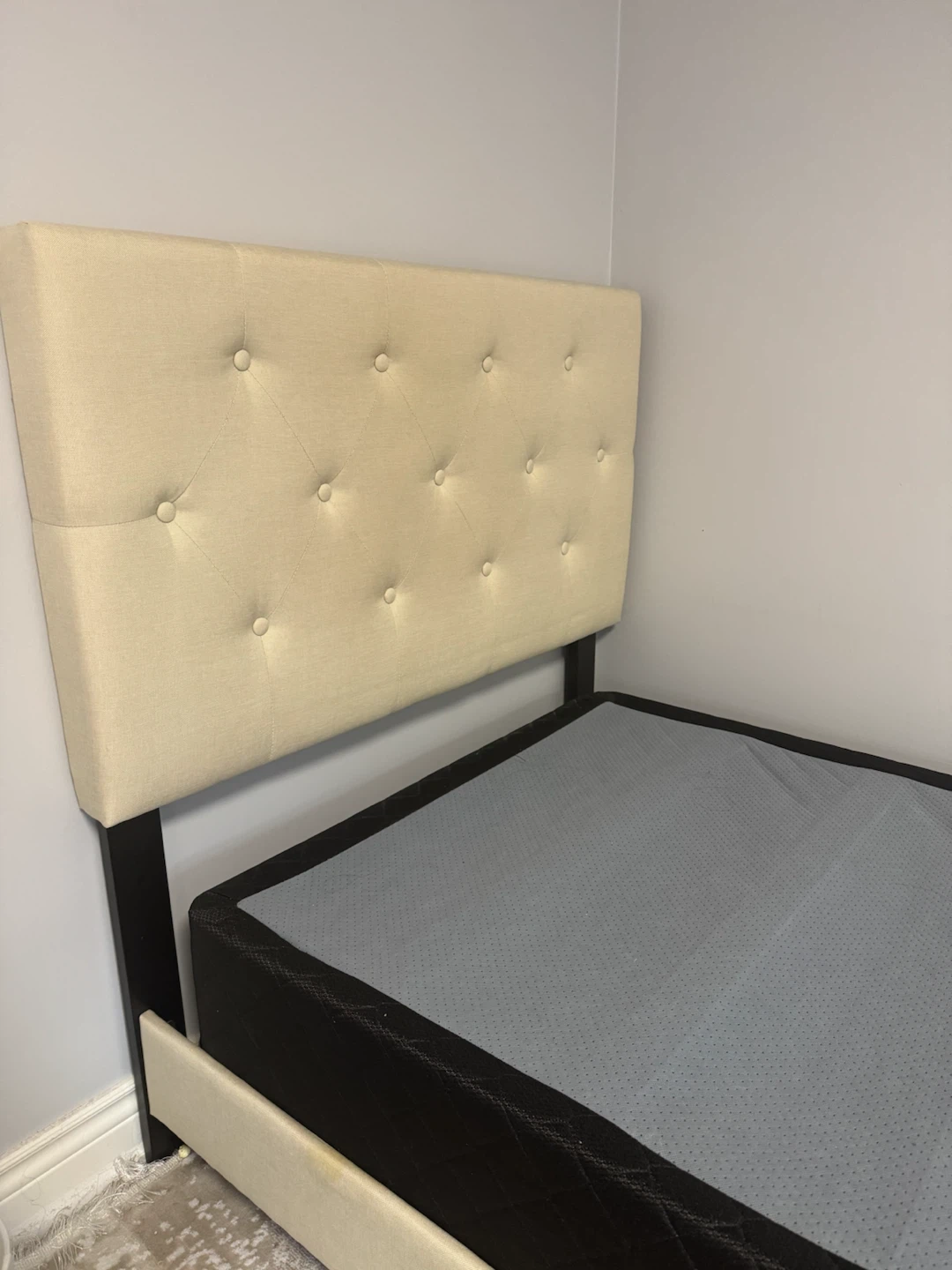 Tufted Beige Twin Beds with Box spring and Mattress - photo 2