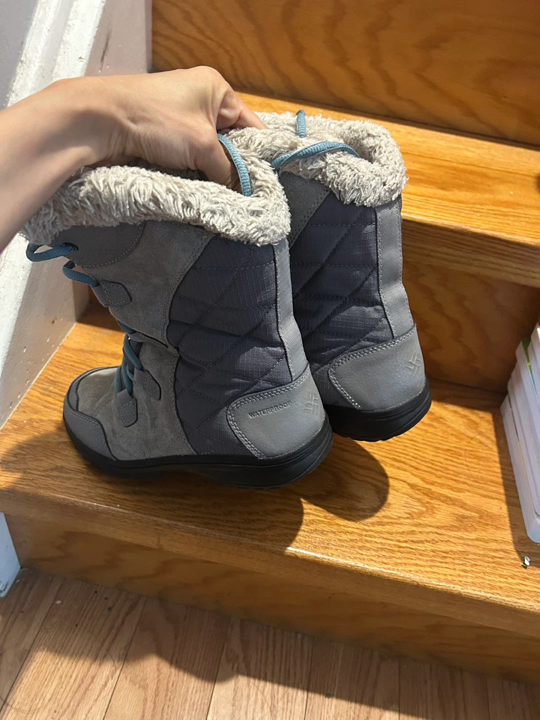 Columbia Waterproof Winter Boots Grey Women Size 6 - photo 3
