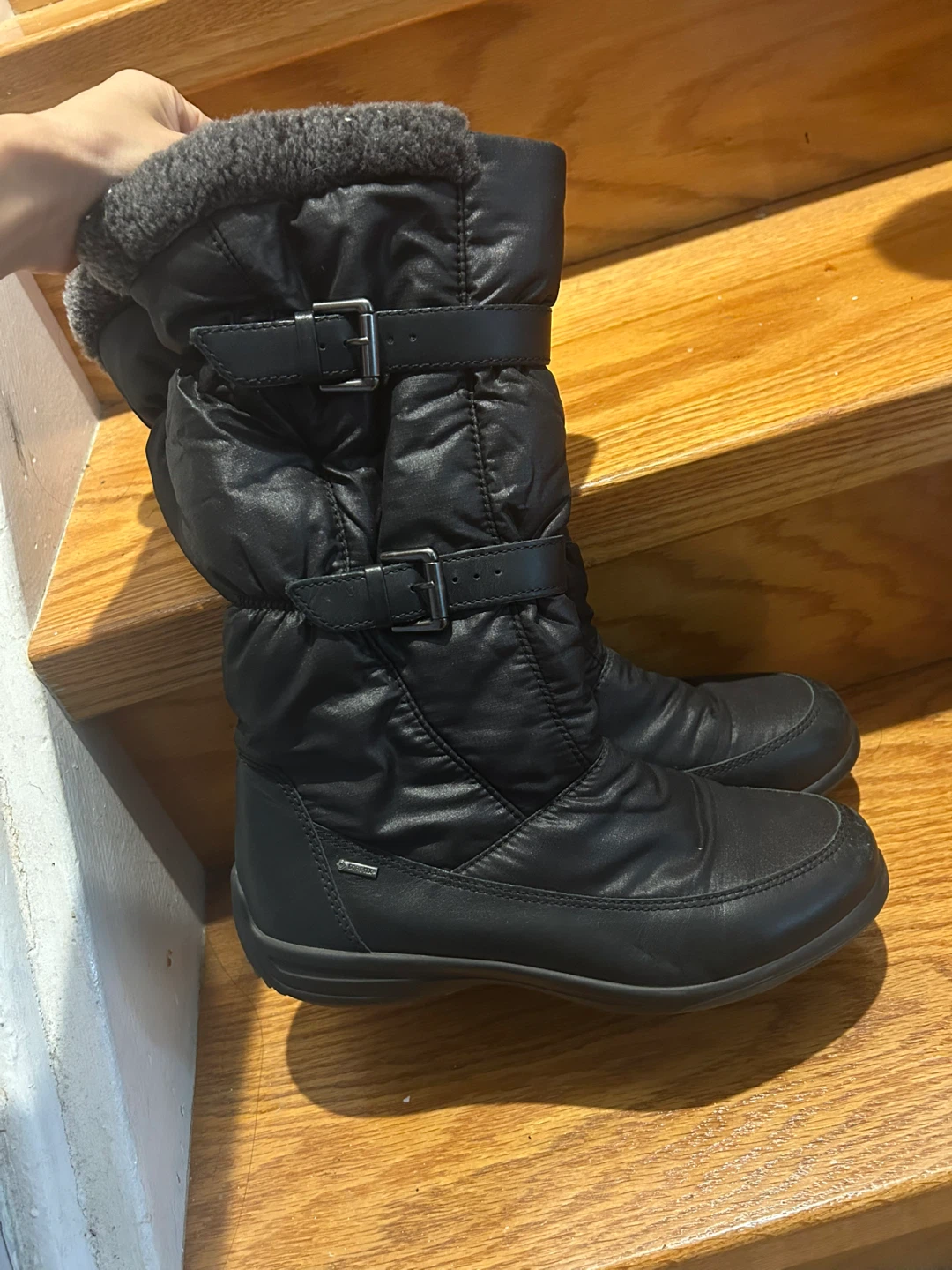 ECCO Black Gore-Tex Winter Boots Women Size 8