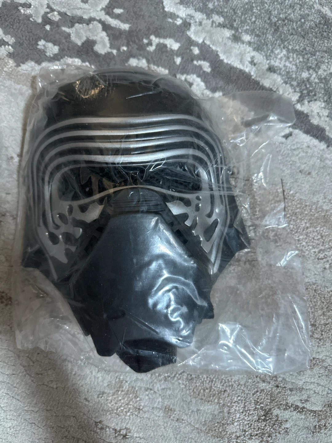 New Star Wars Kylo Ren children’s Costume - Large - photo 3