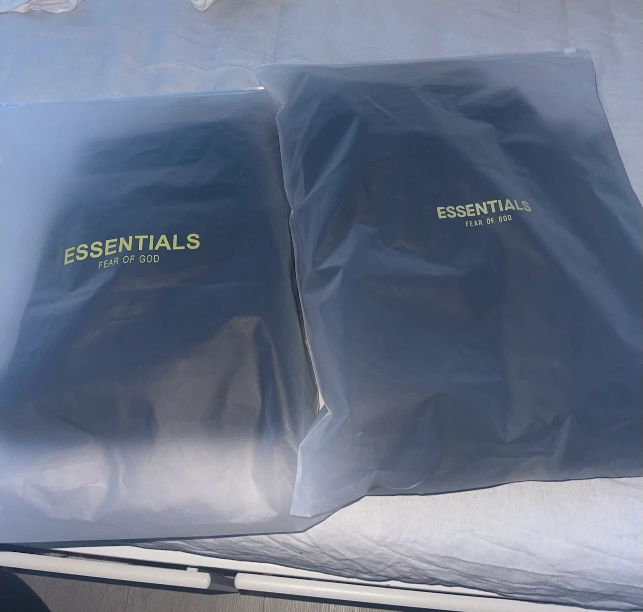 black Essentials set