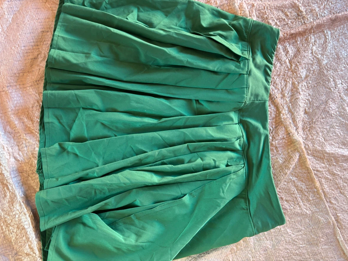 NWOT Green Pleated Skirt S