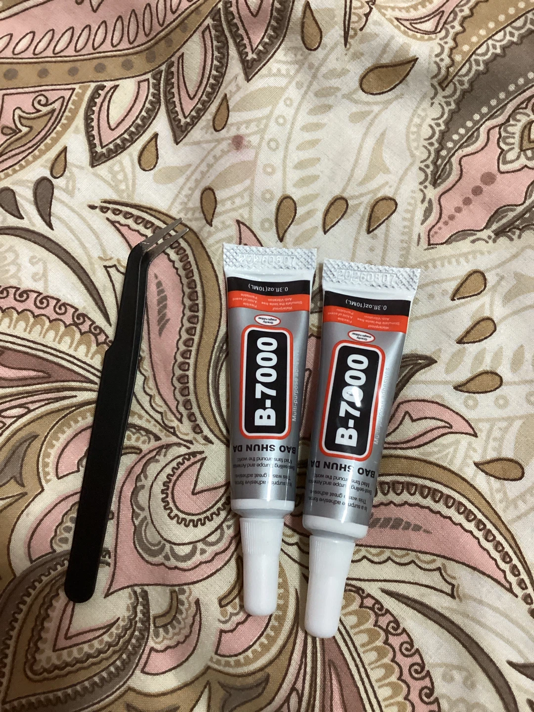 Bedazzling Kit with B-7000 Glue and Tweezers - photo 4