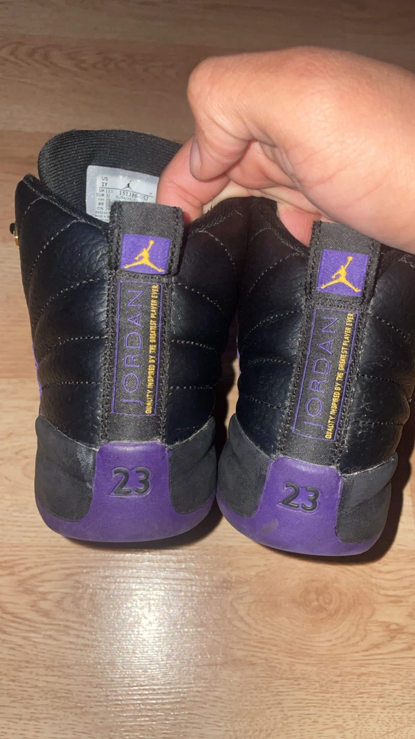 Size 1y Jordan 12 13$ - photo 5