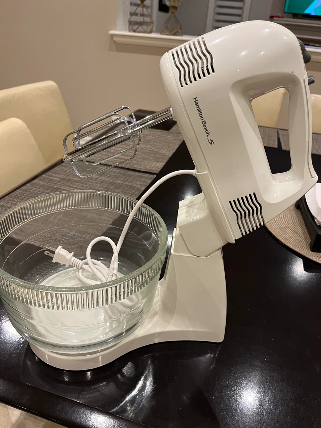 Hamilton Beach 5-Speed Stand Mixer with Glass Bowl - photo 5