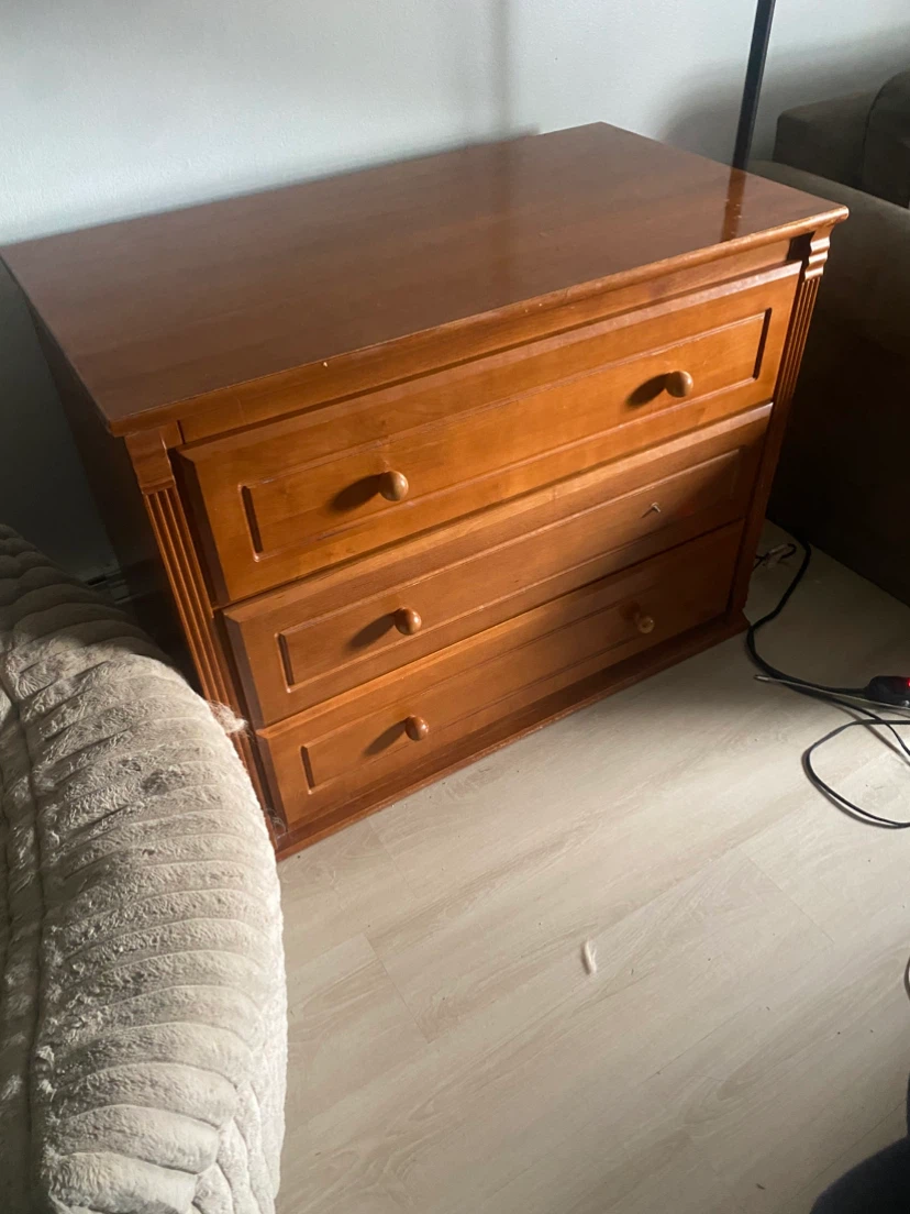 Wooden 3-Drawer Dresser - photo 2