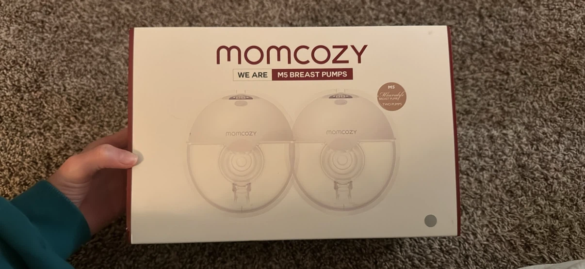 Momcozy M5 Wearable Breast Pump Set - photo 4