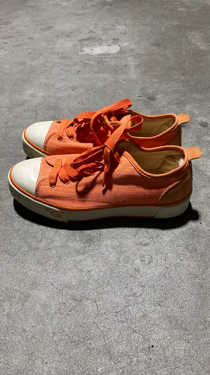 UGG Australia Orange Canvas Sneakers Size 8.5 - photo 2