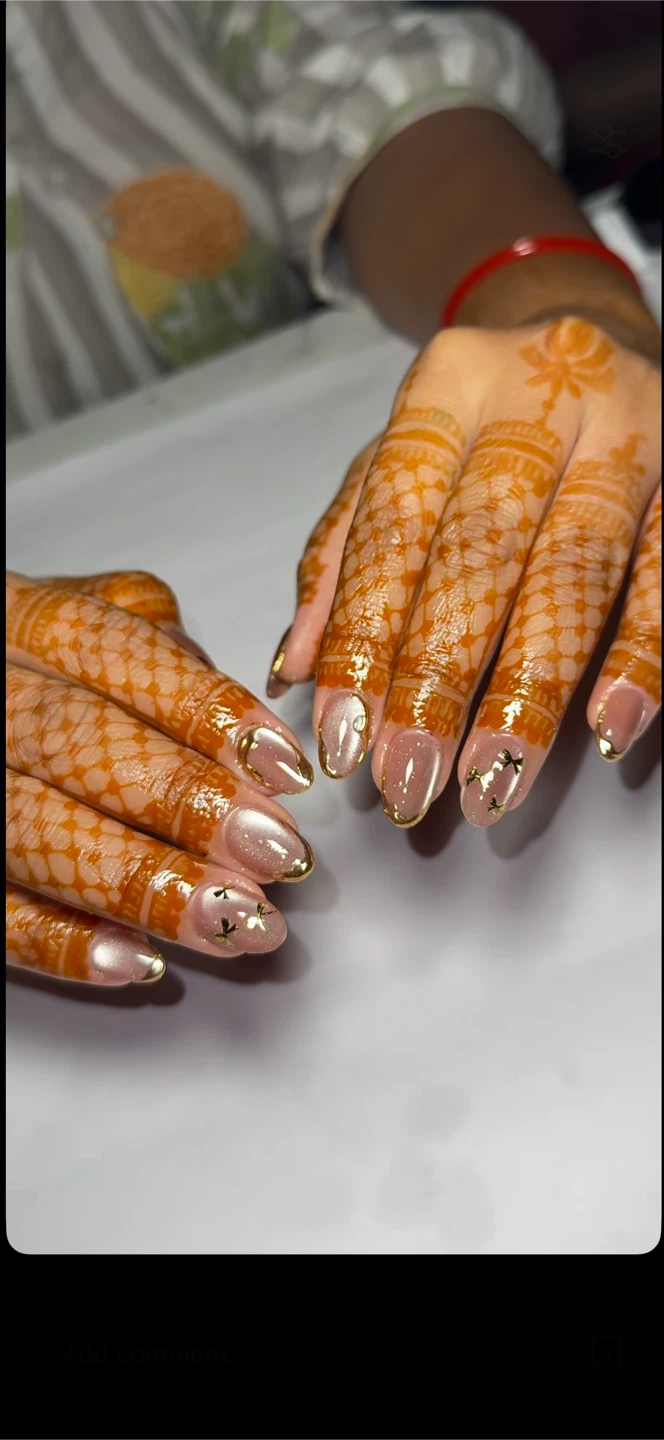 Custom Gel Nail Art Services
