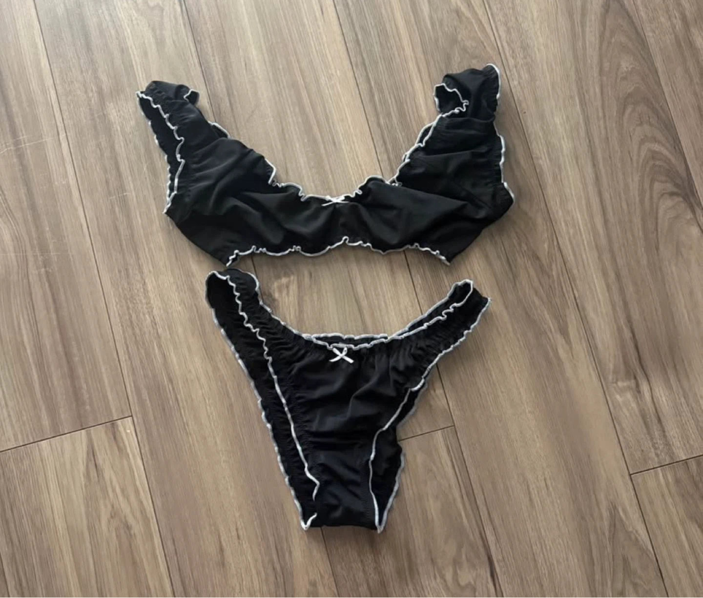 Brand New Frankie’s Bikinis And Victoria's Secret Bikini Set