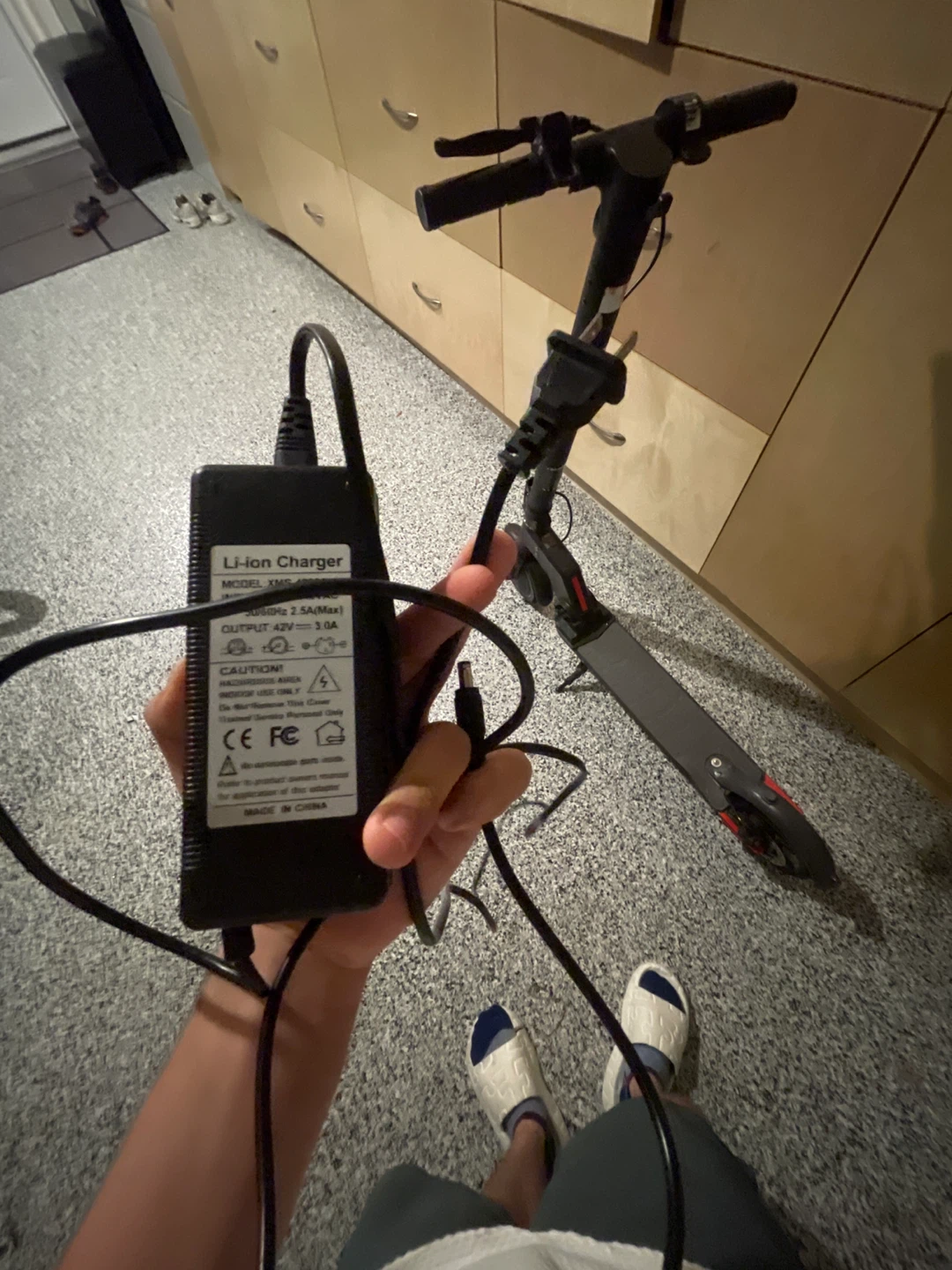 Armada E-Scooter (with aftermarket charger) - photo 5
