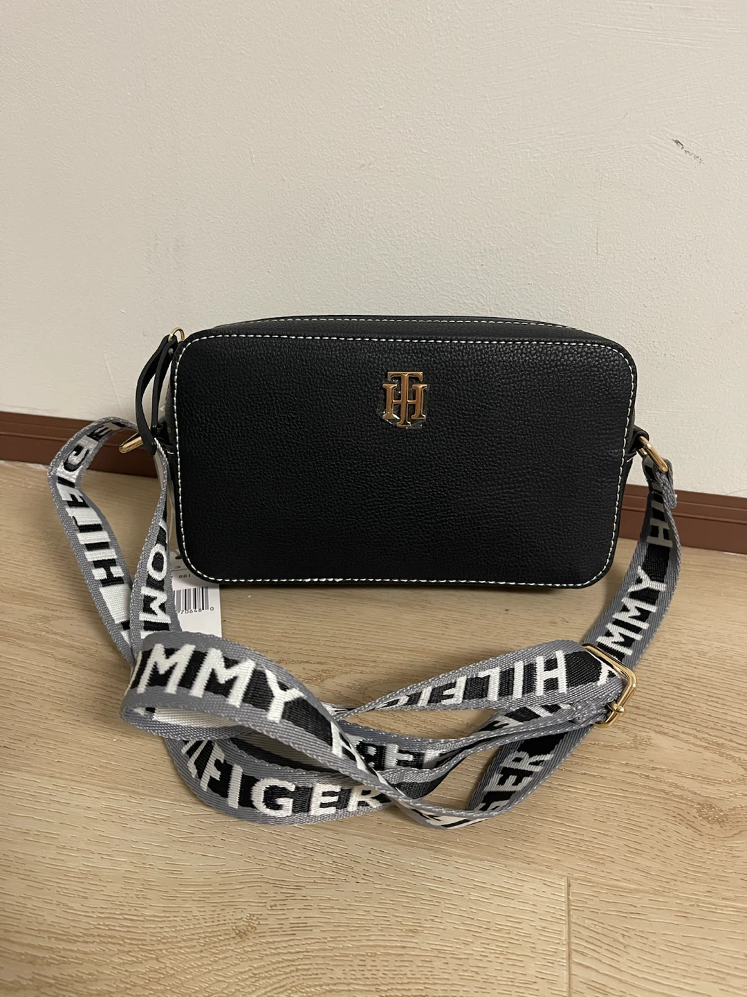 Tommy Hilfiger Black Crossbody Bag