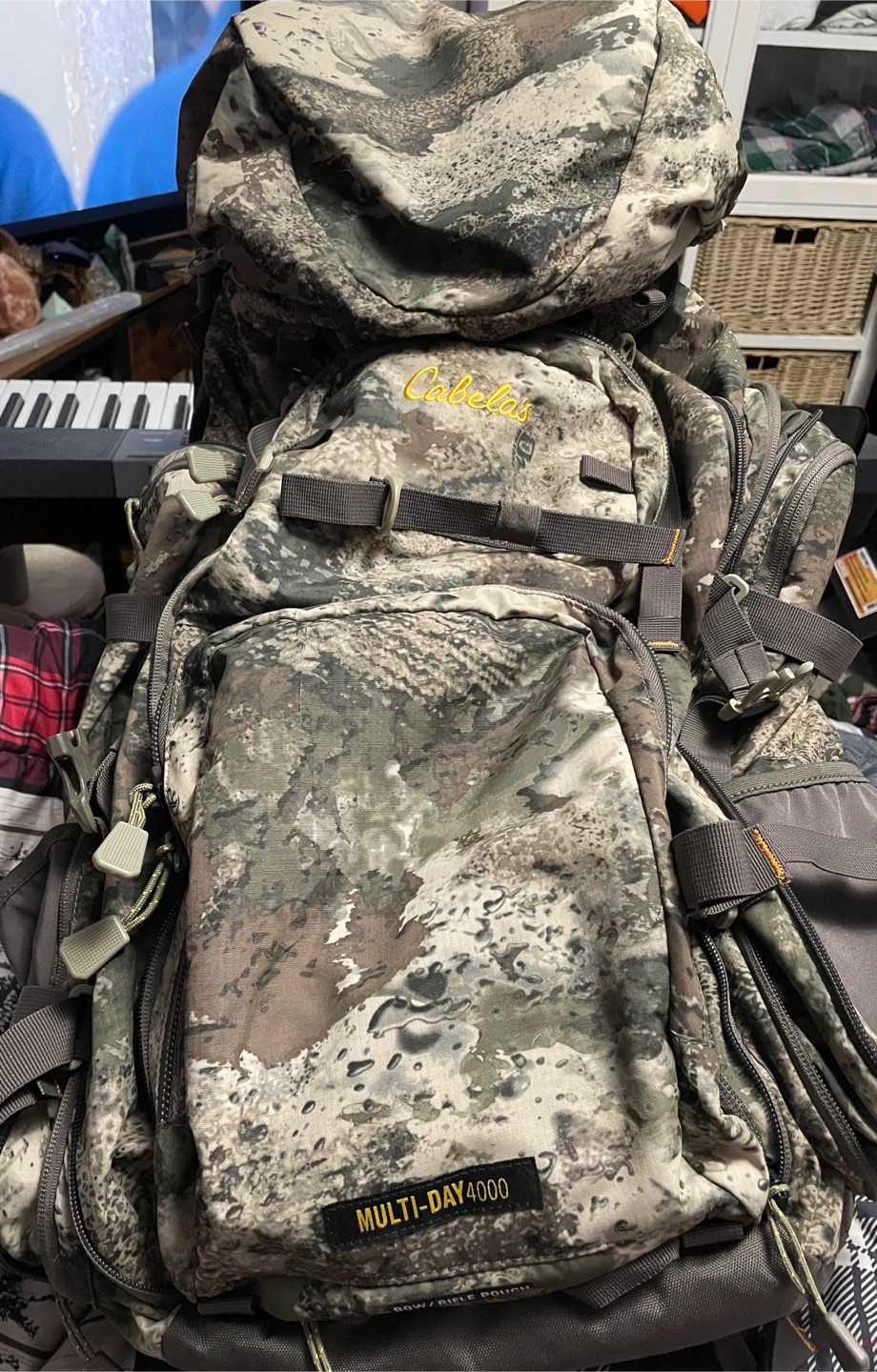 Cabela’s multi-day pack 4000