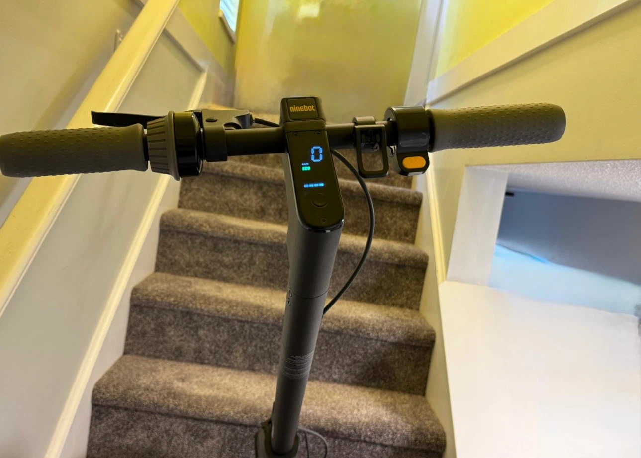 Segway Ninebot Kickscooter Max G3OP, Only 80 km like NEW - photo 4