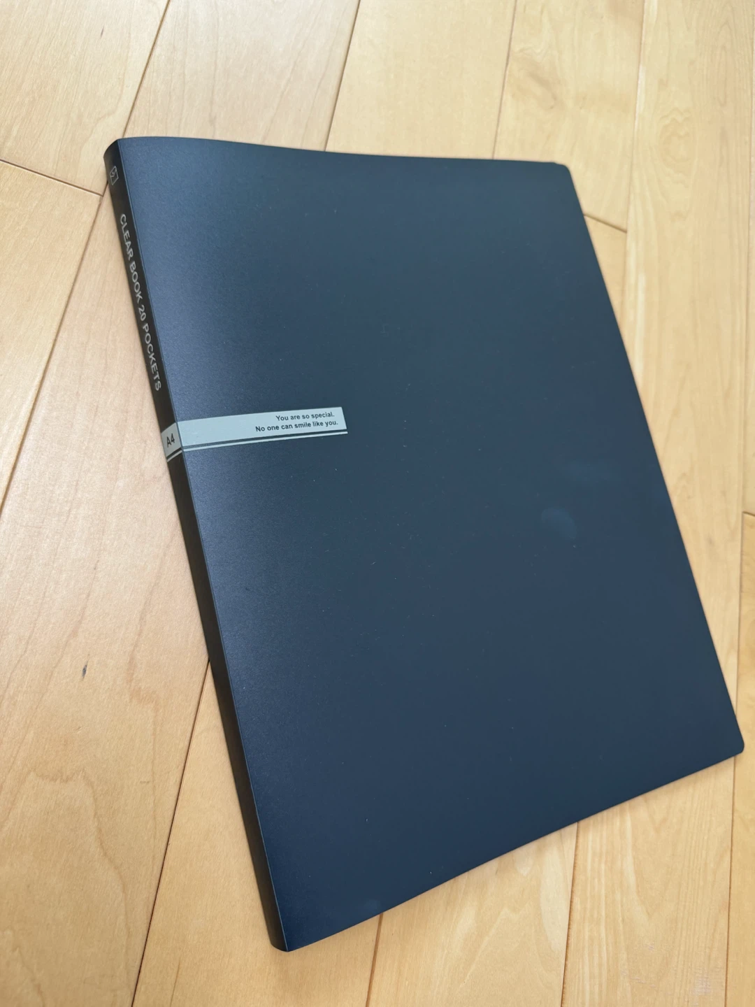 BRAND NEW Clear Pocket Booklet (20 Sheets) - photo 2
