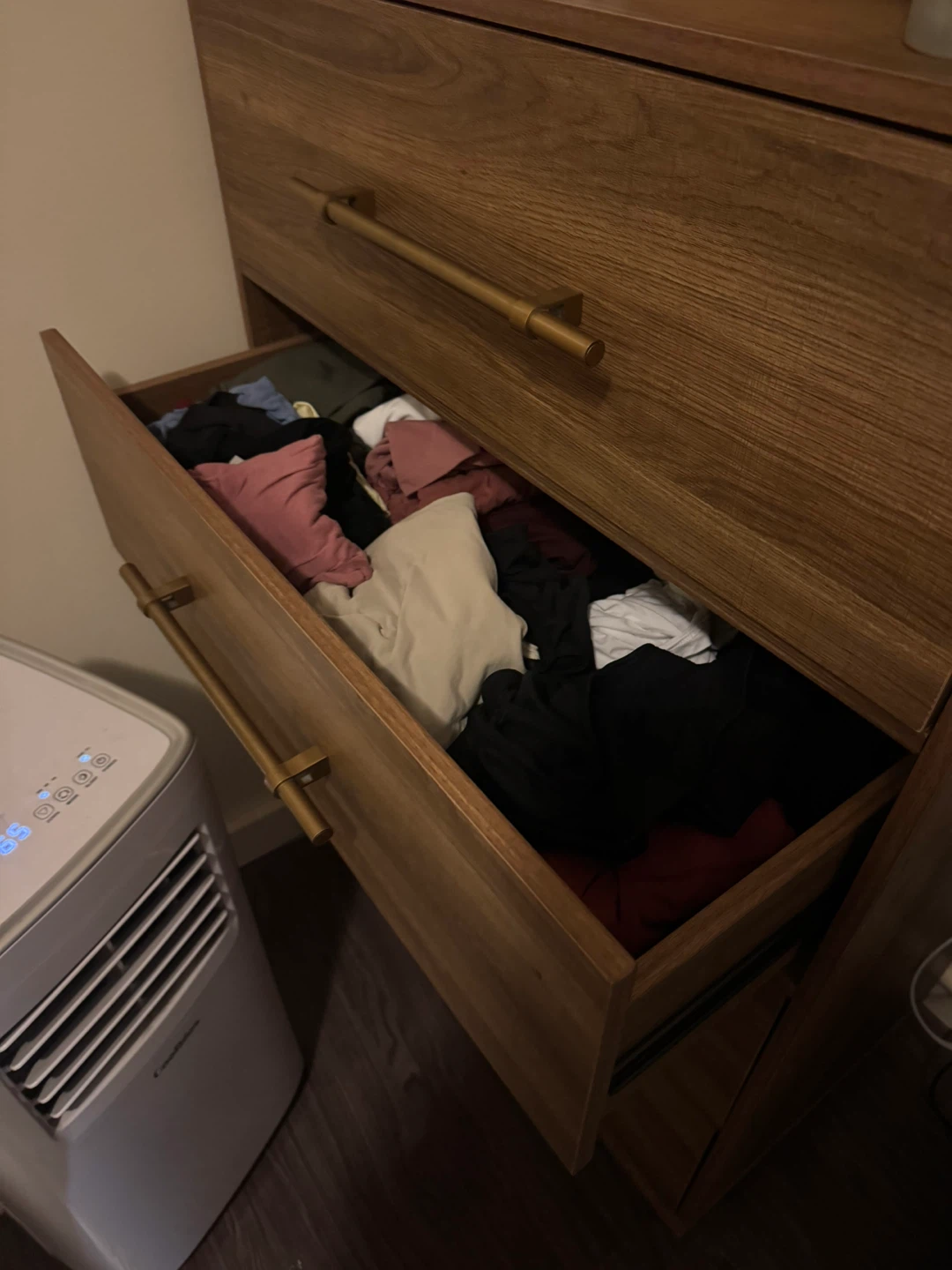 Modern 4-Drawer Wood Dresser - photo 2