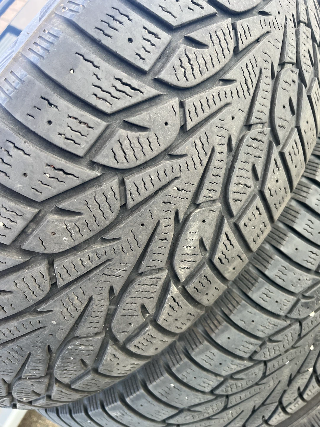 LT275/65R18 ZMAX WinterNova Stud III Tires - photo 5