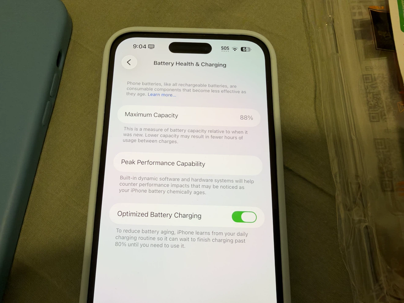 iPhone 14 Pro Max 128gb with 3 cases - 10/10 condition - photo 3