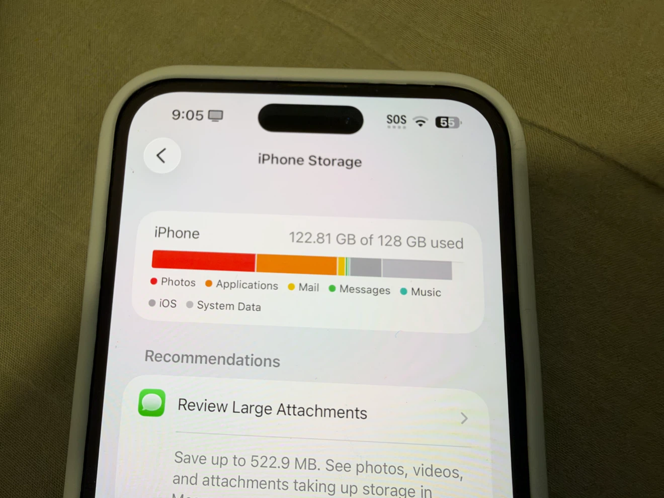 iPhone 14 Pro Max 128gb with 3 cases - 10/10 condition - photo 4