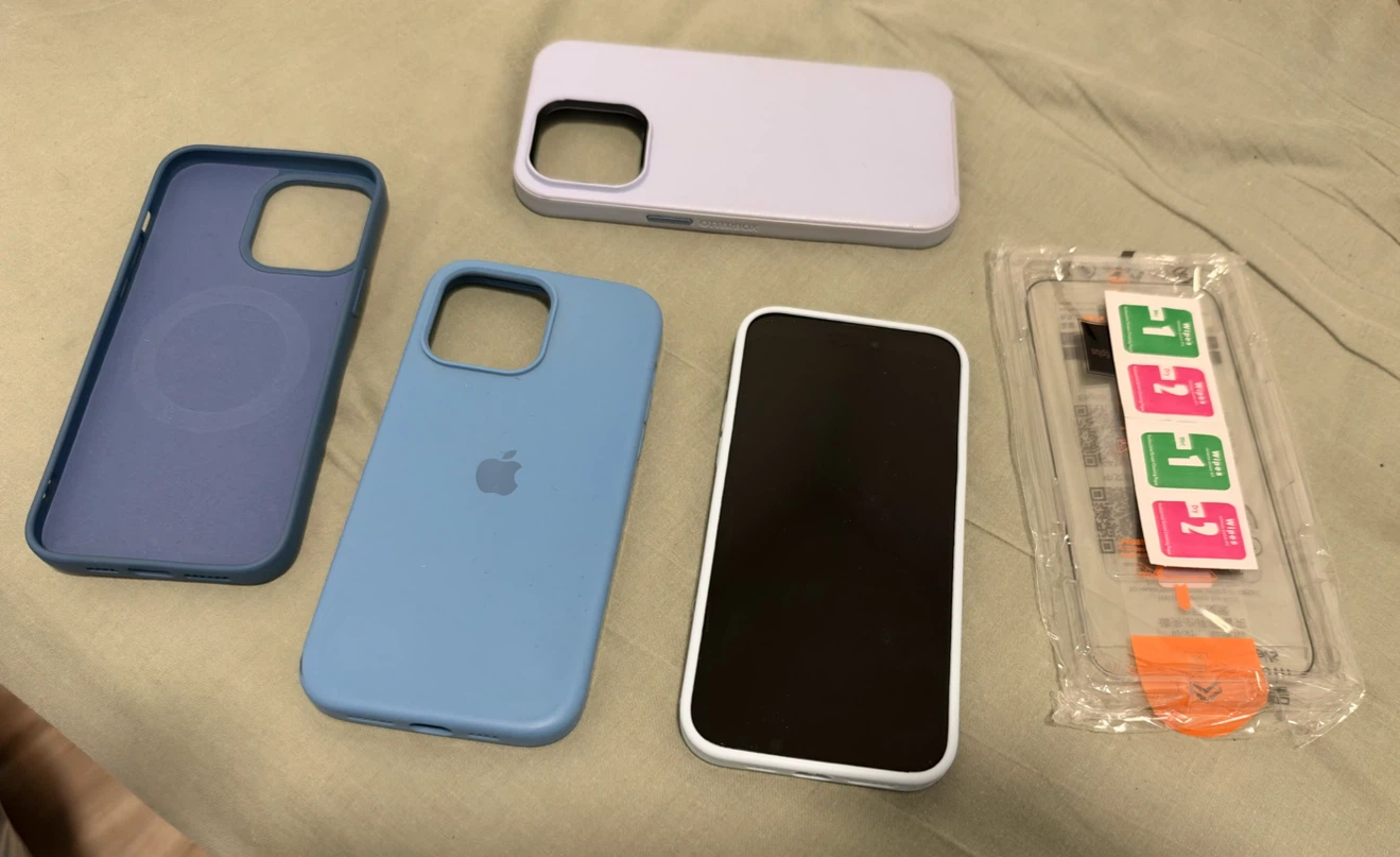 iPhone 14 Pro Max 128gb with 3 cases - 10/10 condition - photo 5