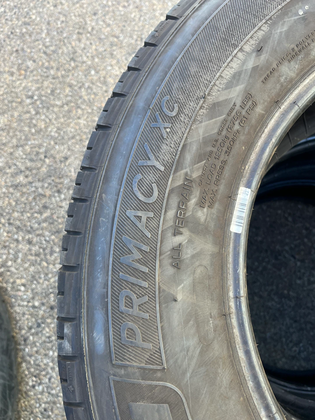 275/65R18 Michelin Primacy XC Tires - photo 3