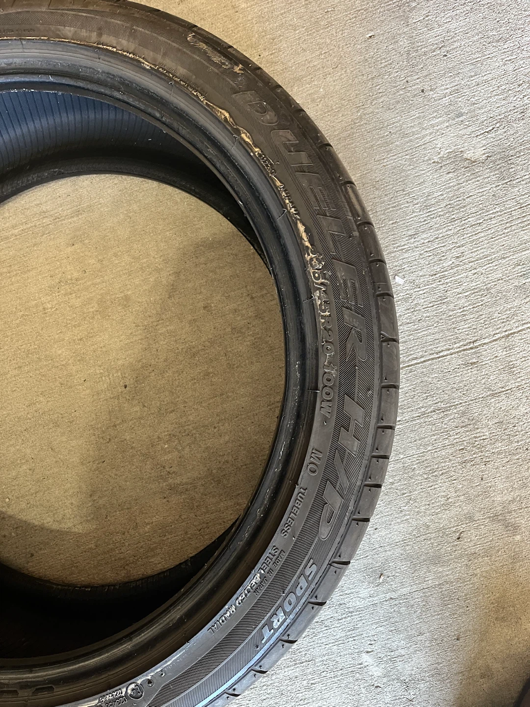 235/45R20 Bridgestone Dueler H/P Sport - photo 3