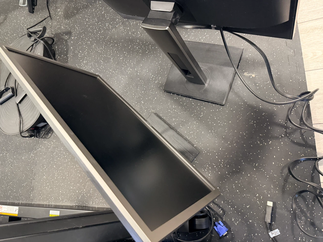 Acer B246HL Computer Monitor - photo 2