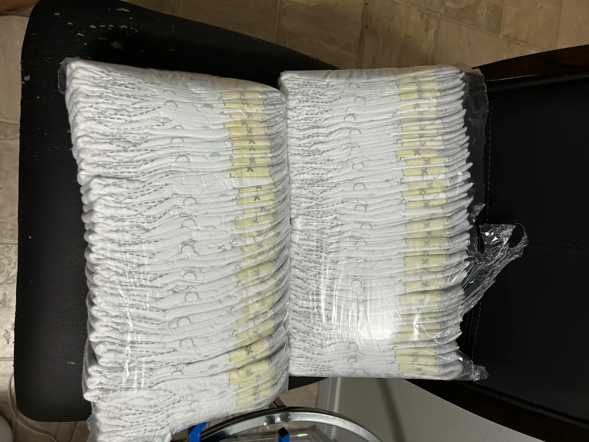 Pampers Size 2 Diapers - 72 Count - photo 2