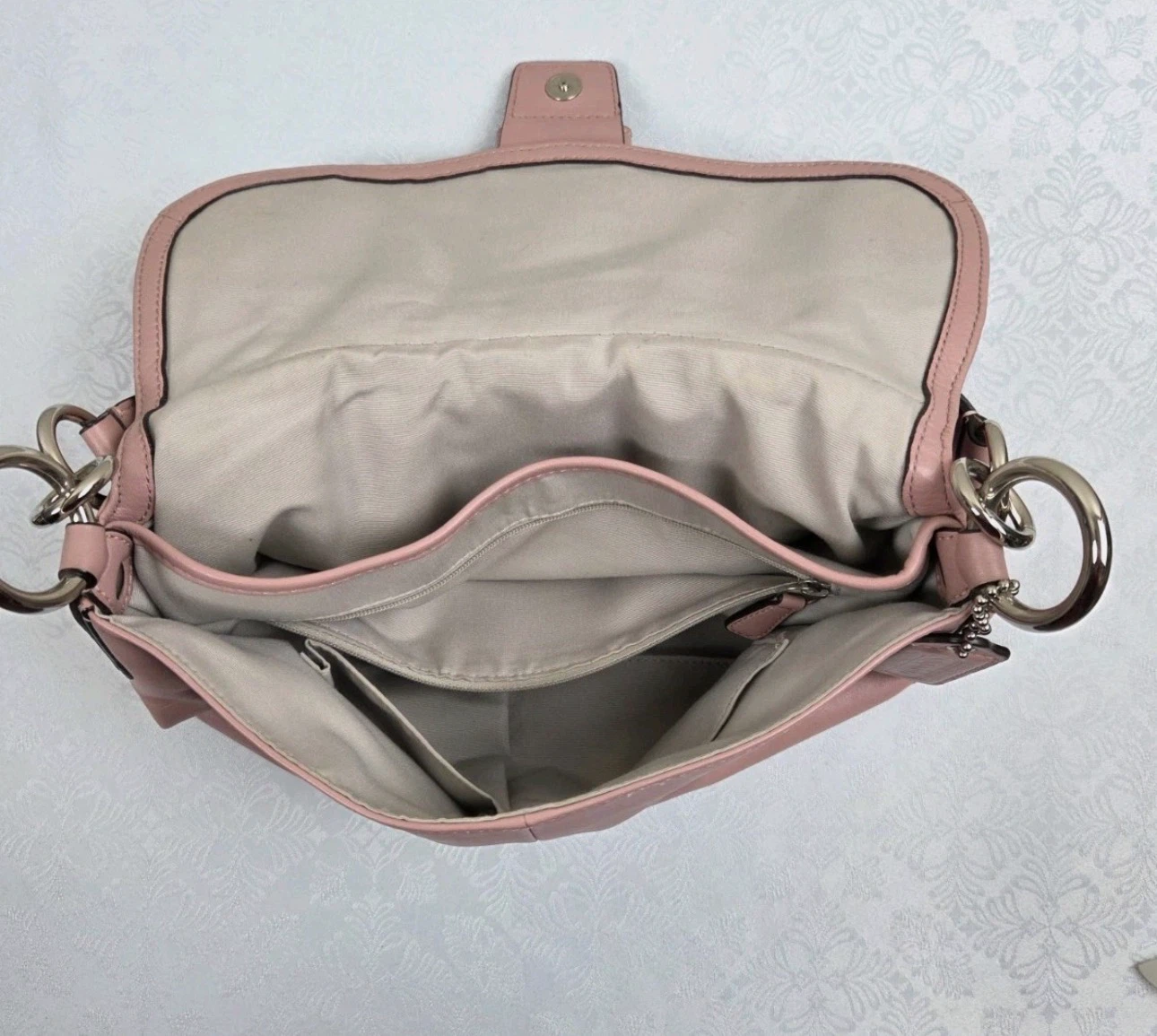 Pink Coach Leather Soho Handbag - photo 2