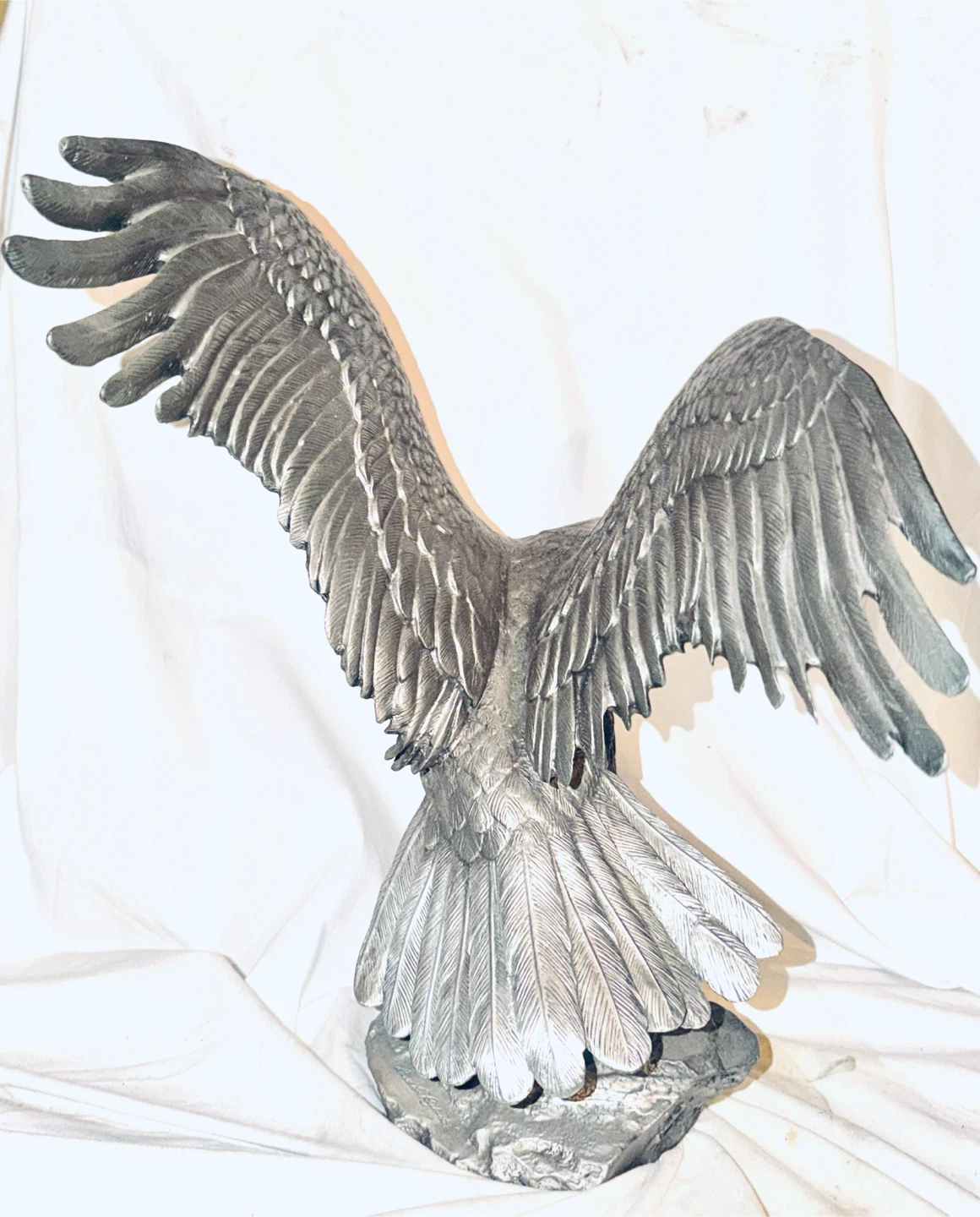 Pewter  Eagle Statue in triumph of the eagle Ron vanruyckevelt - photo 4