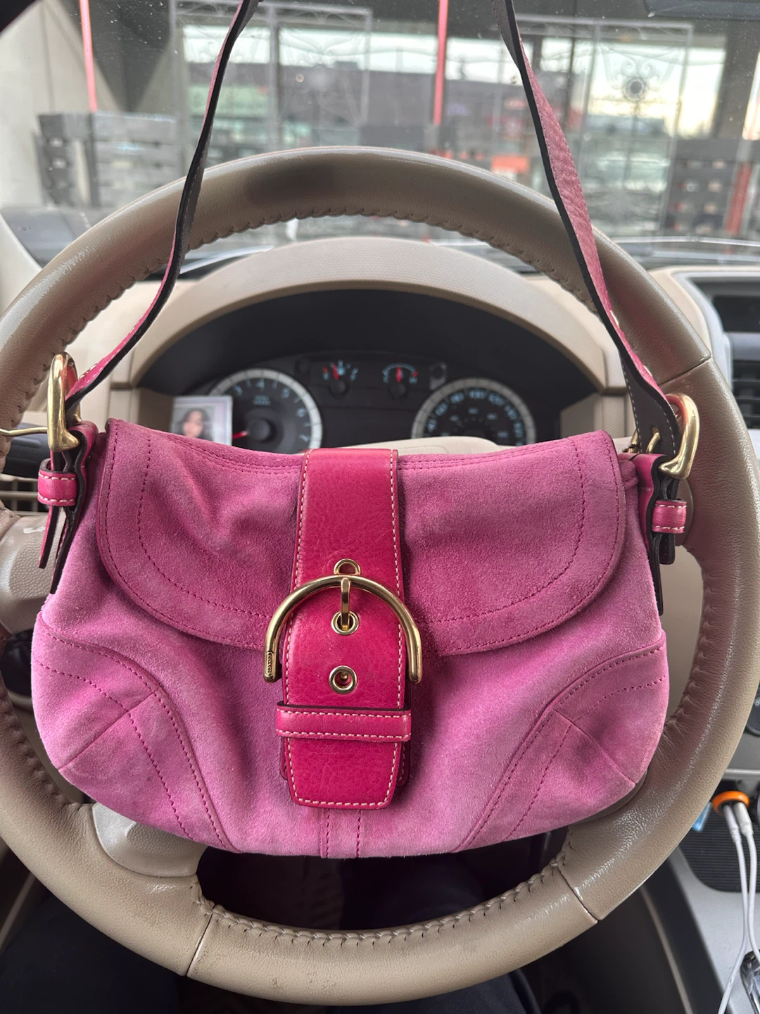 Vintage RARE 2007 coach pink mini soho