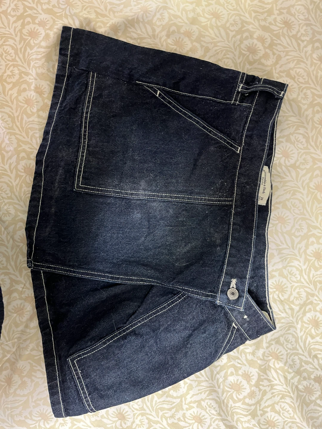 Abercrombie & Fitch Mid Rise Denim Skirt