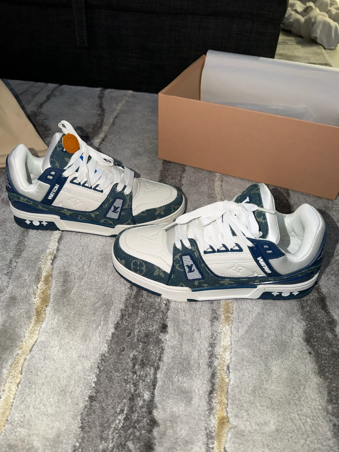 Louis Vuitton Trainer Sneakers Denim Blue - photo 3