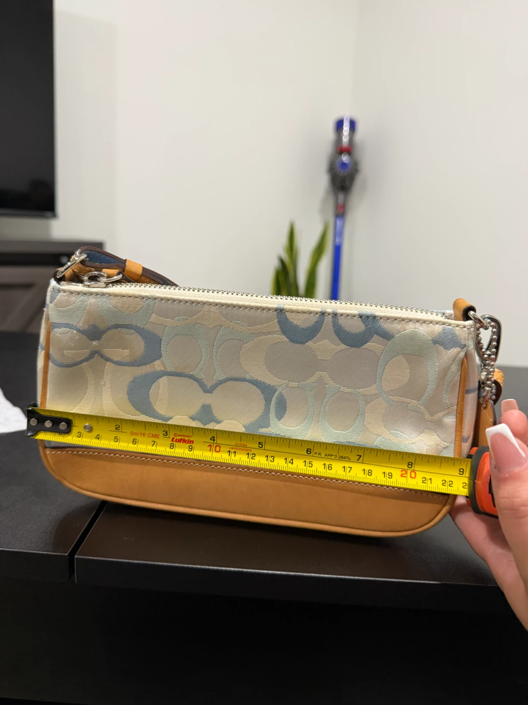 Coach Signature Canvas Mini Bag - photo 4