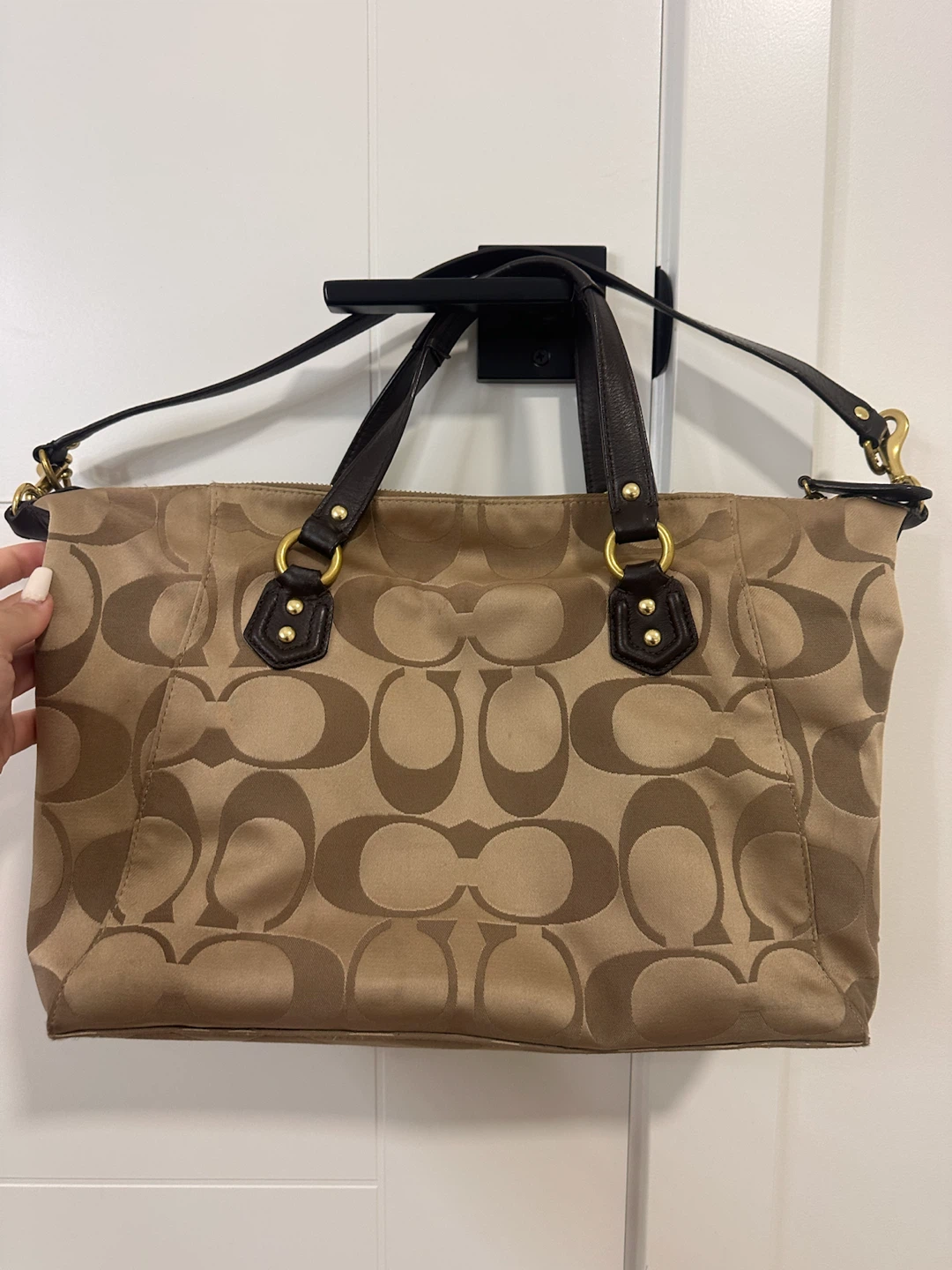 Coach Signature Canvas Tote Bag - photo 2